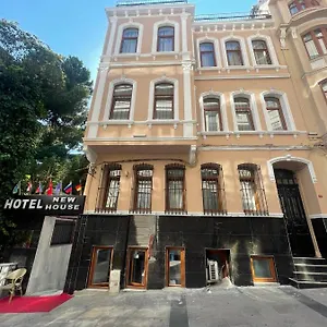 4* Hotel New House