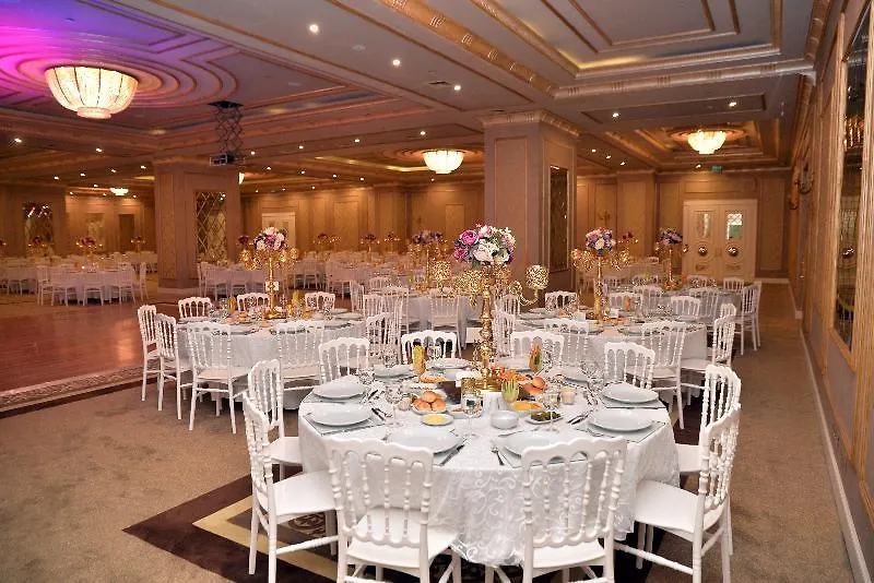 איסטמבול Euro Park Otel 5*,